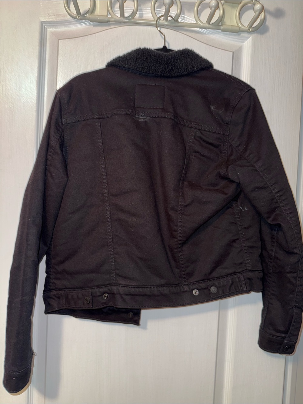 Levi's Black Sherpa-Lined Jacket - Picture 3 of 3